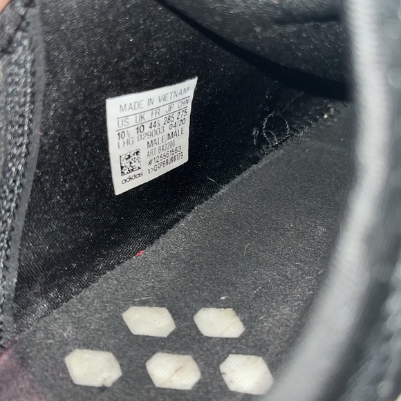 Mens Adidas Ultra Boost Sneakers - Picture 3 of 3
